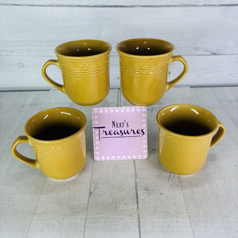 JCPenny FIRENZA DIJOR MUSTARD Embossed Fleur-De-Lis 14oz Ceramic Cup Mug Set 4